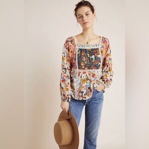 Anthropologie Maeve Nikki Peasant Blouse bohemian balloon sleeve crochet floral